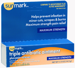 Sunmark Triple Antibiotic Ointment Plus Pain Reliever - 0.5 Ounces - 1 Each